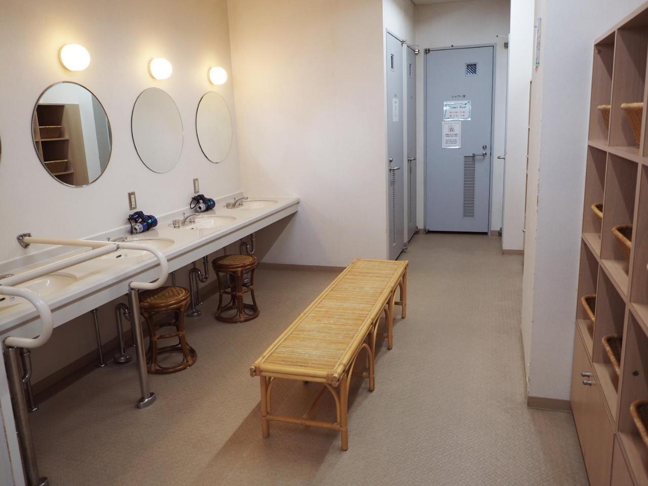 Shin-Osaka Youth Hostel Εξωτερικό φωτογραφία